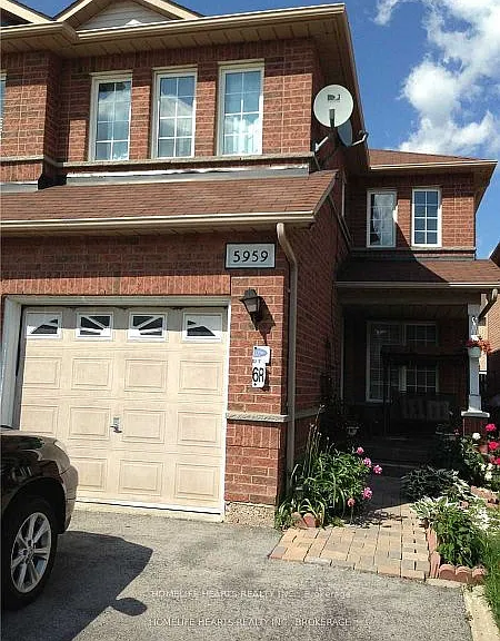 5959 Ridgecrest Trl — Photo 1