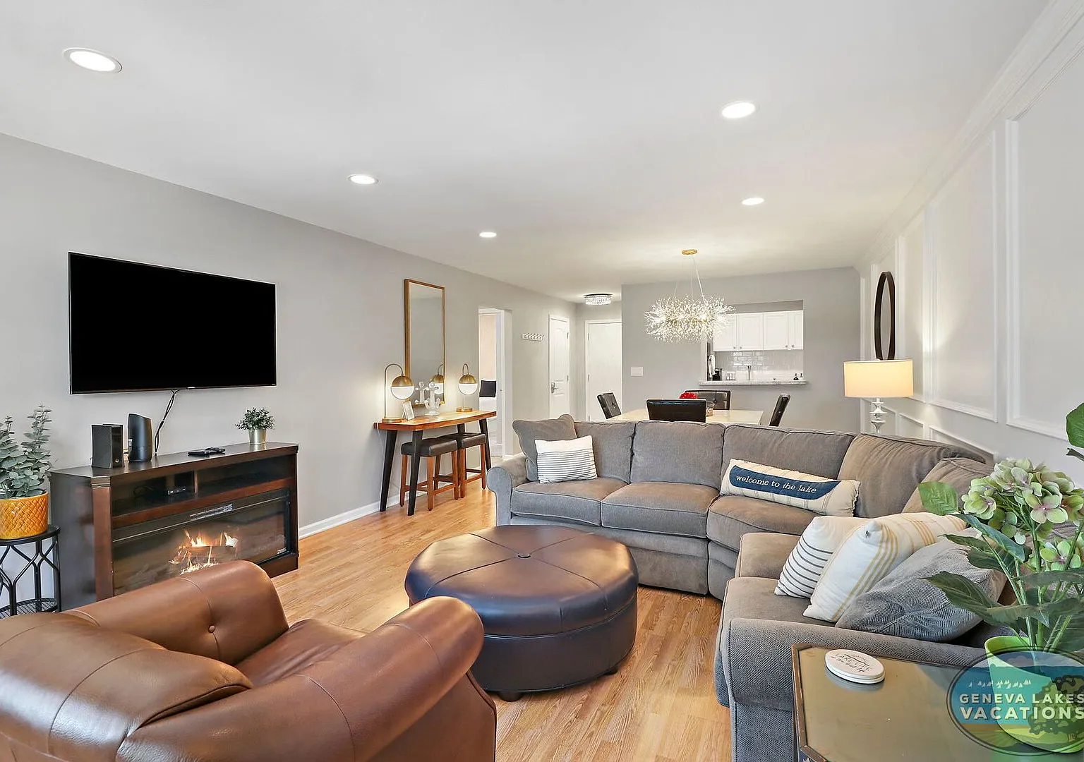 Lake Como Condo Near Lake Geneva Available for Monthly & Mid-Term Rentals — Photo 4