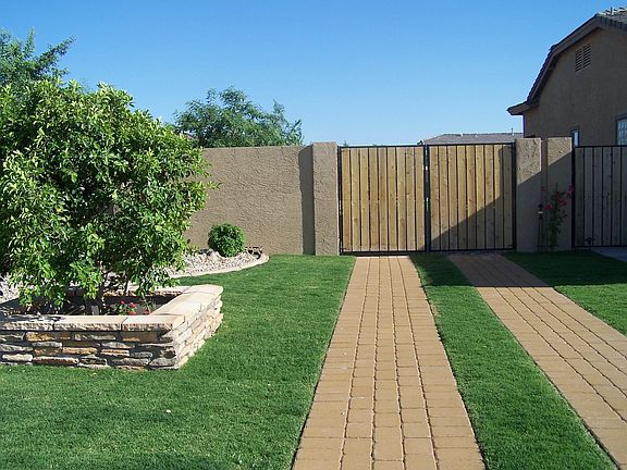 CUSTOM-sideyard drive w/pavers