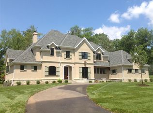 1835 Manor Hill Rd, Saint Louis, MO 63131