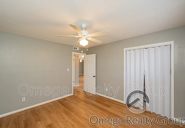 400 7th St E #2H — Photo 19