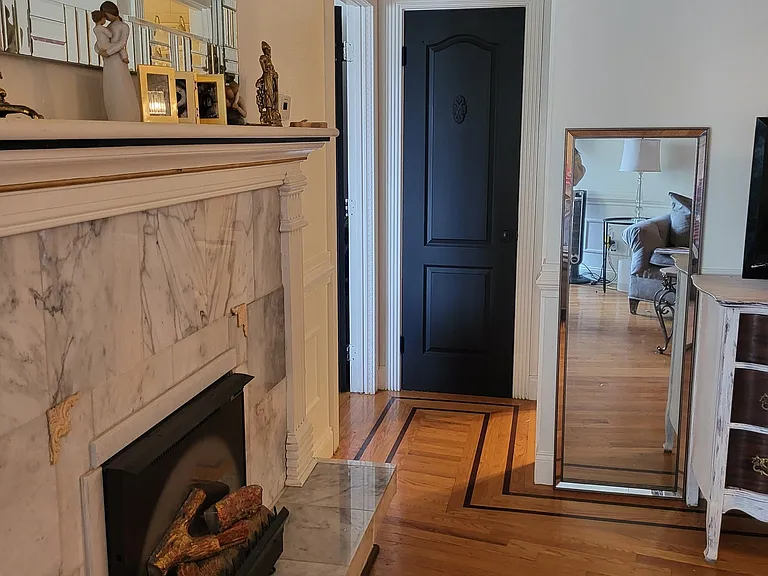 126 Biruta St #B20 — Photo 7