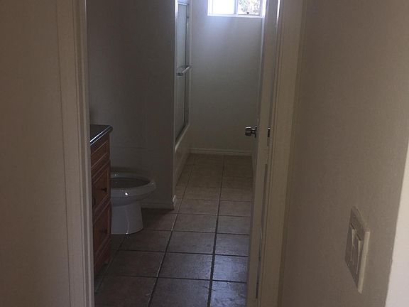 4th image of 16602 Inglewood Ave