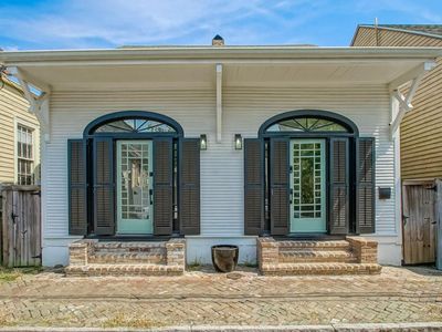 827 Clouet St, New Orleans, LA, 70117