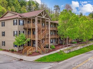 800 Meadowview Dr, Boone, NC 28607