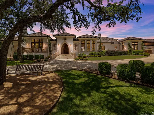 37 Old Fredericksburg, Boerne, TX 78015