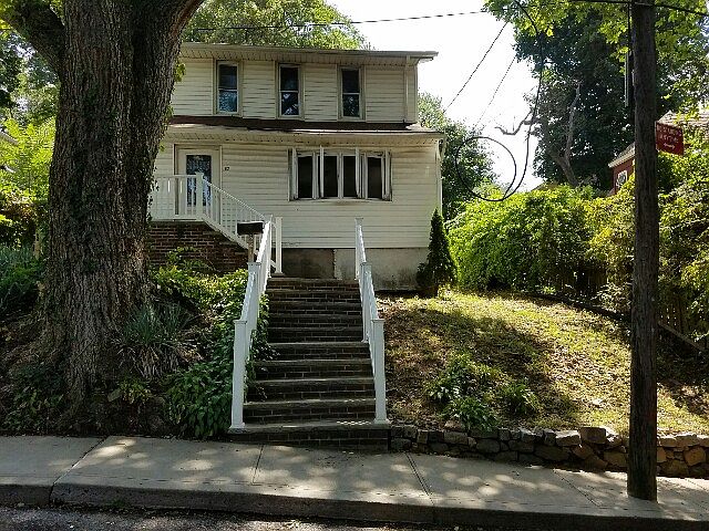 1st image of 62 E Buchanan St