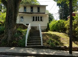 62 E Buchanan St, Staten Island, NY 10301