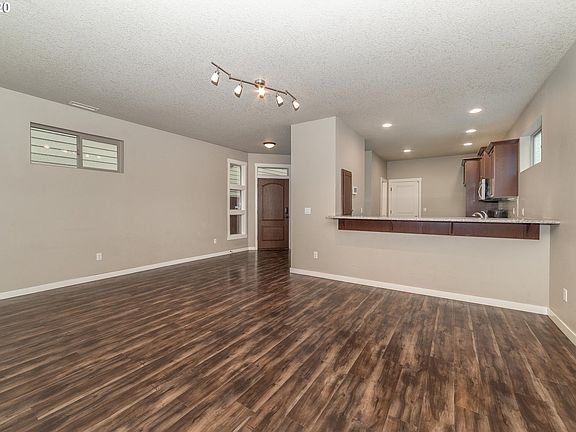 4th image of 4013 SE 168th Ave