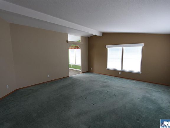 2nd image of 2734 E Sunnybrook Mdws