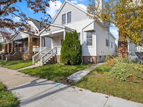 1989 Yemans St, Hamtramck, MI 48212