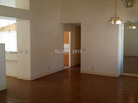 2nd image of 1221 Big Tree Ave