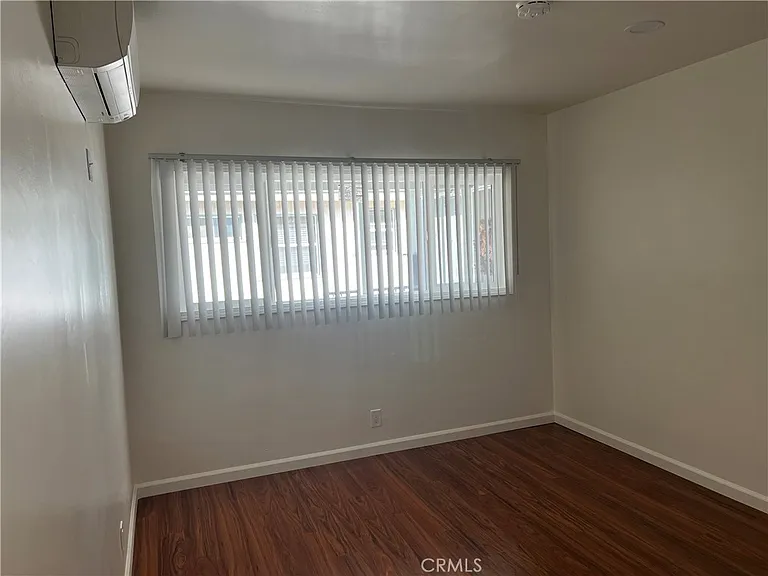 420 W Alameda Ave #C — Photo 16