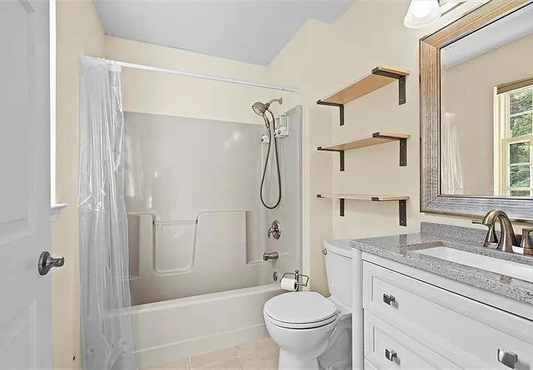 510 Village Green Blvd W — Photo 15