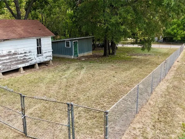 601 N Main St, Broken Bow, OK 74728