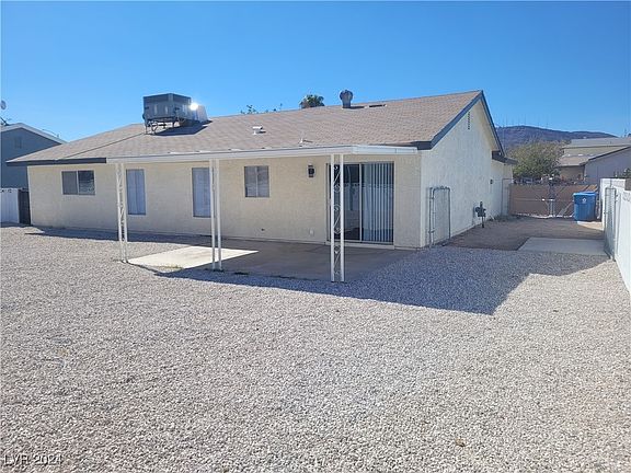 3rd image of 602 Mosswood Dr