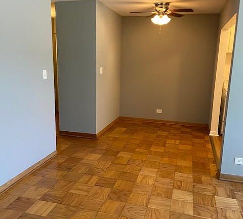 5th image of 1030 Chicago Ave APT 201
