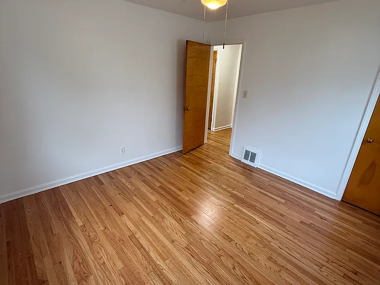 4909 Wood Ave — Photo 20