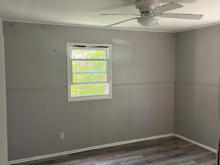 2166 Warrick St — Photo 8