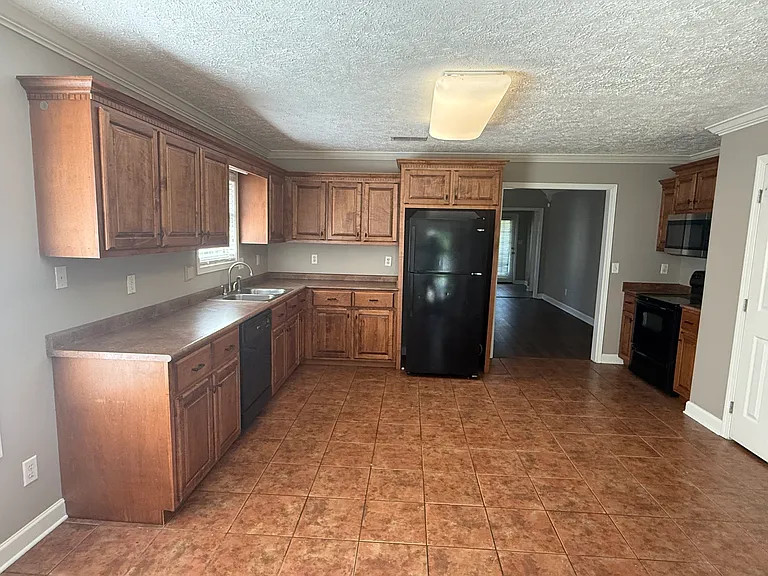 34 Rustic Bridge Dr — Photo 3