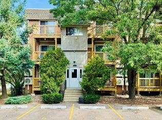 549 Ashland Ave APT F, Aurora, IL 60505