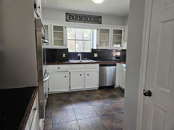 5th image of 17519 Sugar Pine Dr