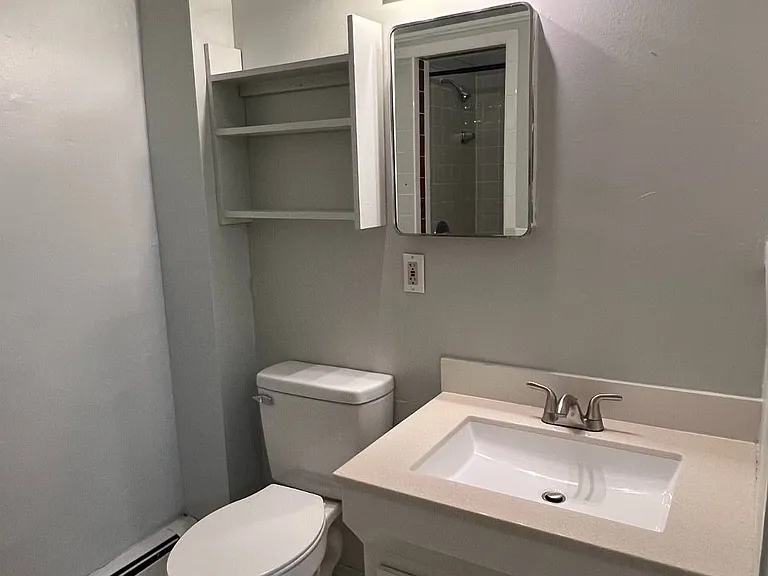 1053 Park Ave — Photo 5