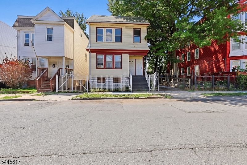 1st image of 191 21St St