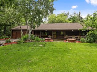 N3301 Asje Rd, Cambridge, WI 53523