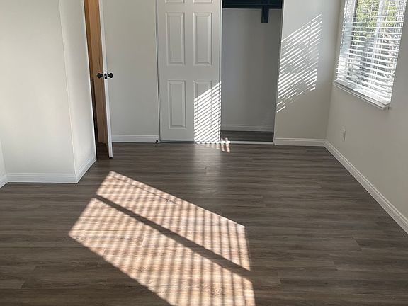 5th image of 622 E Lee Pl #622