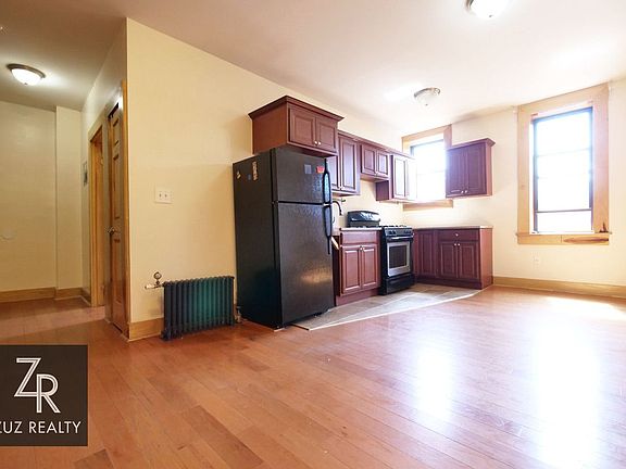 2nd image of 18 E 21st St APT F7
