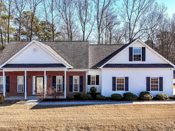 127 Ash Ct SE, Calhoun, GA 30701