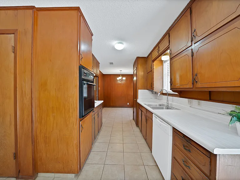 6516 Perdido Dr — Photo 7