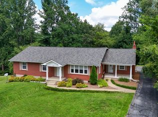 525 Cheyenne Rd, Bristol, VA 24201
