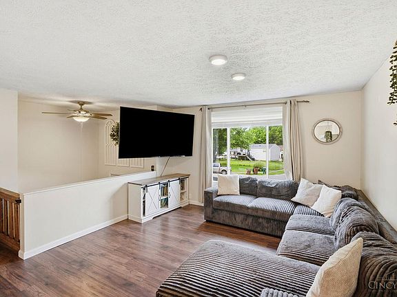 3rd image of 4213 Highlander Ct