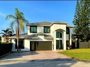 7976 NW 187th Ter, Hialeah, FL 33015