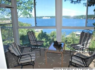367 Grandview Dr, Lake Ozark, MO 65049
