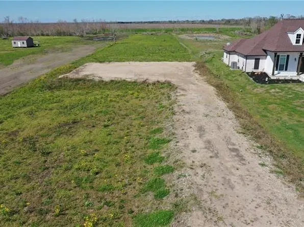 2989 E State Highway 46 Hwy, Saint Bernard, LA 70085