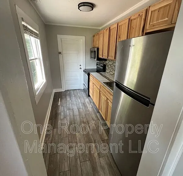 2450 Benton Blvd #B — Photo 3