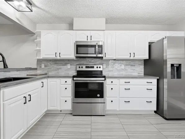 2260 E Geddes Avenue #G, Centennial, CO 80122