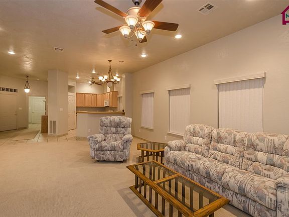4th image of 2027 Cotton Ave