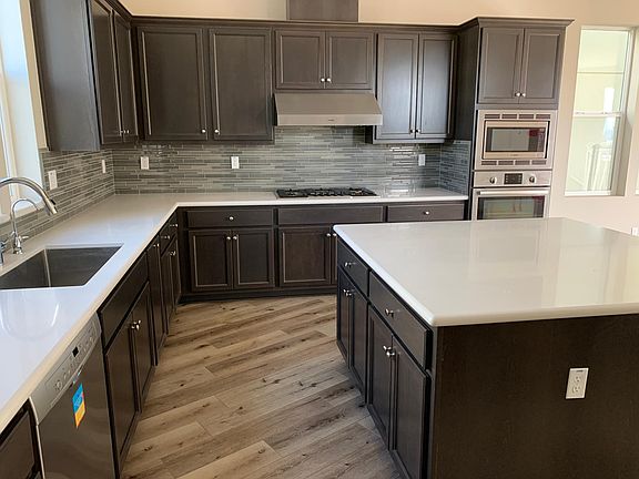 2nd image of 5813 Huntley Ave