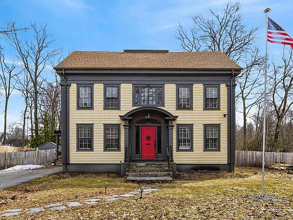 3rd image of 5 Sonata Court