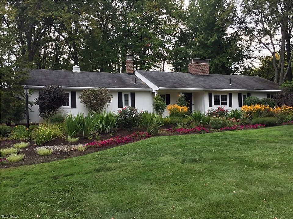 664 E Pioneer Trl, Aurora, OH 44202 Zillow