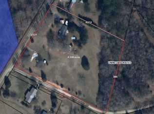 200 Arnold Rd, Woodruff, SC 29388