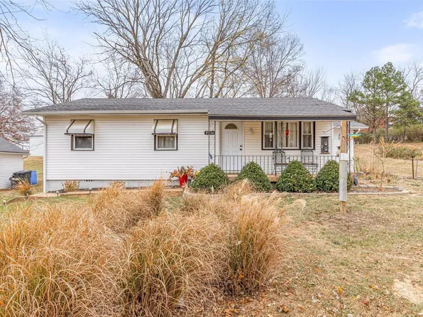 9736 Woodland Rd, Hillsboro, MO 63050
