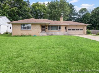 3782 Shoshone Dr SW, Grandville, MI 49418