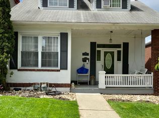 423 8th St, Oakmont, PA