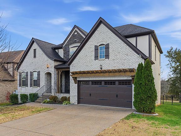 3rd image of 5177 Mountainbrook Cir