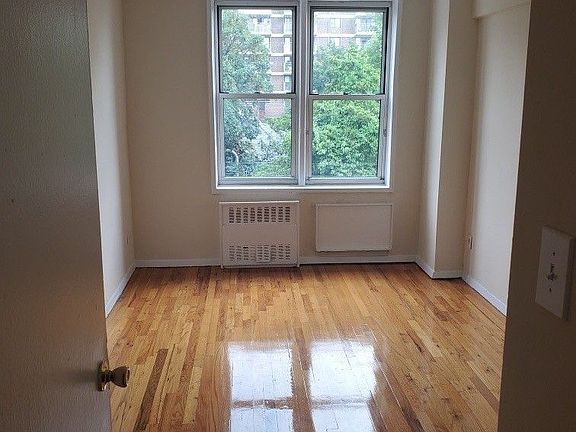 3rd image of 60 Hamilton Ave APT 7D